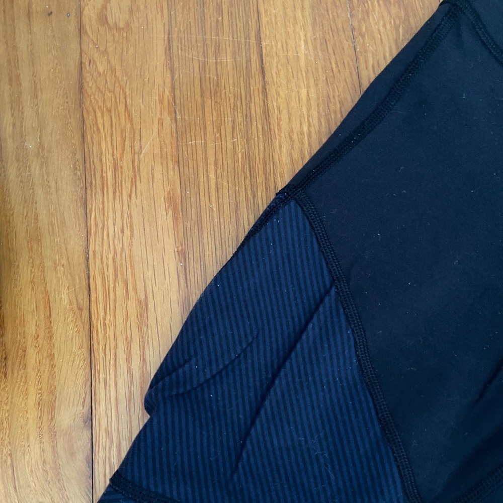 Lululemon Wunder Under Pants - Picture 2 of 3